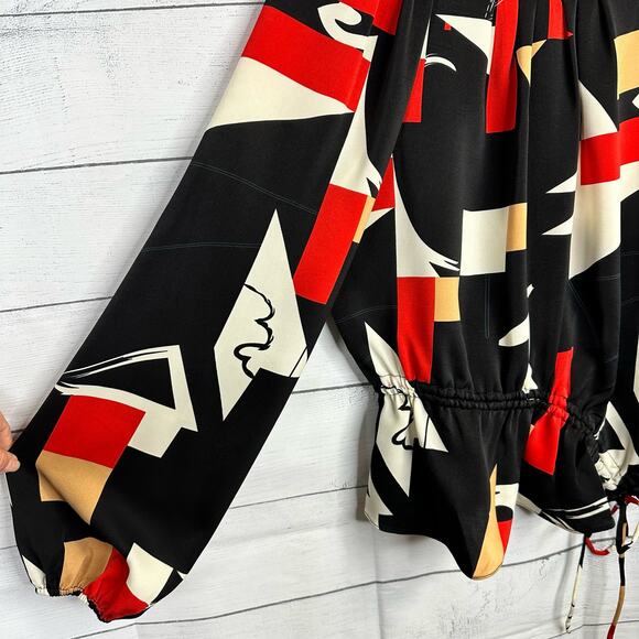 Milk and Honey Womens size Small Abstract Print Red Black Blouse 34164T NEW - Picture 6 of 11